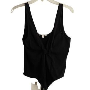 EXPRESS One Eleven L Black V-Neck Body Suit Sleeveless Cotton Blend Women​​